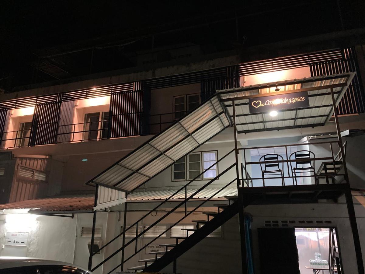Moocoworking Hotel Loei Exterior foto